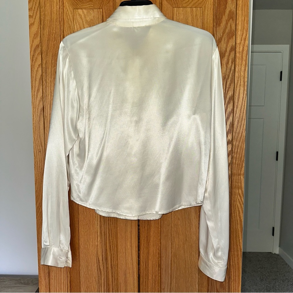Elegant Cream Satin Blouse 90s County Seat Jeans wear size M made in USA. - Picture 2 of 5